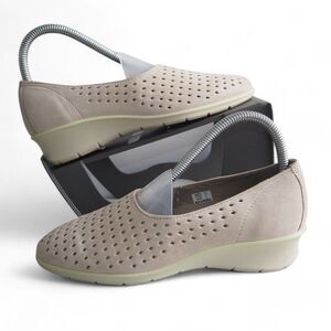 ECCO Felicia Summer Perforated Wedge Slip-on Loafers Beige Nubuck Women's 5-5.5